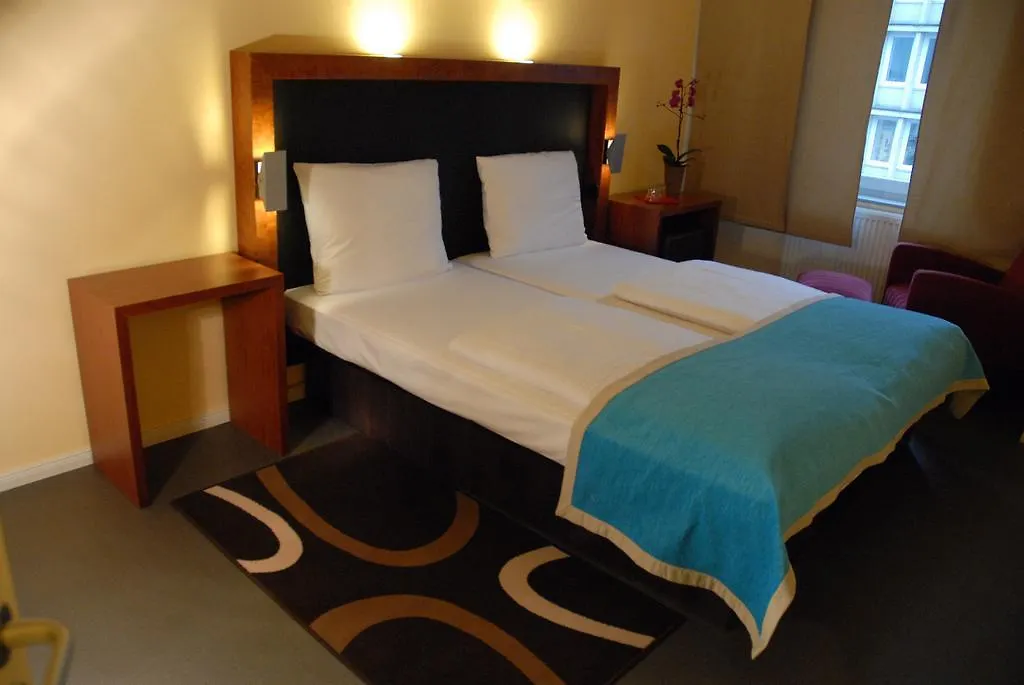 1A Zimmer Hamburg Germany